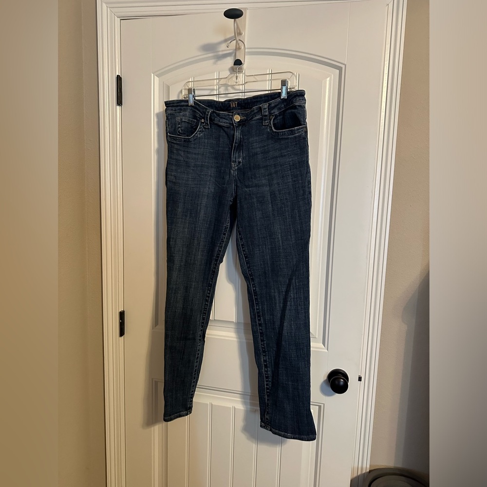 Kut from the Kloth size 16 straight leg jeans.